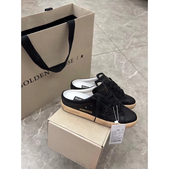 Super-Star Sabot Golden Goose Deluxe Brand SNERKERS Black half-length skirt